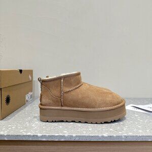 UGG Classic Ultra Mini Platform Boot